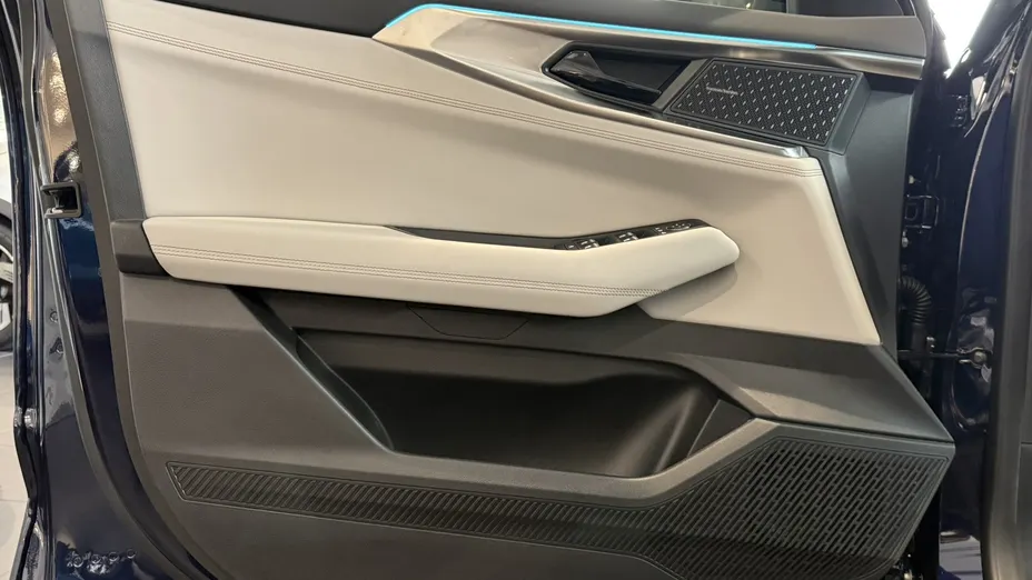 RENAULT Espace Espace 1.2 E-Tech Full Hybrid 200 Iconic MMT 5os. Nowy