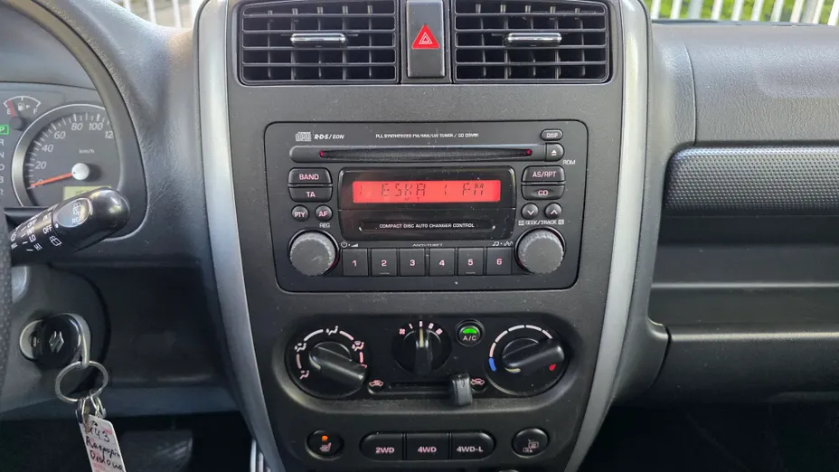 SUZUKI Jimny Jimny 1.3 Elegance aut