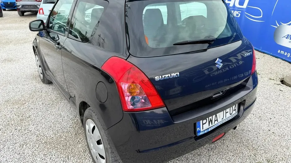 SUZUKI Swift -