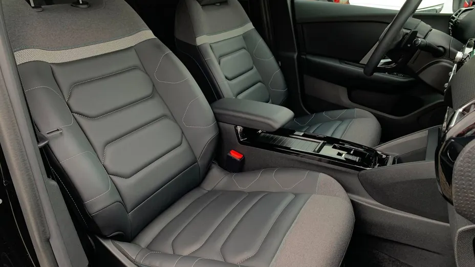 CITROEN C4 C4 1.2 PureTech Shine S&S EAT8