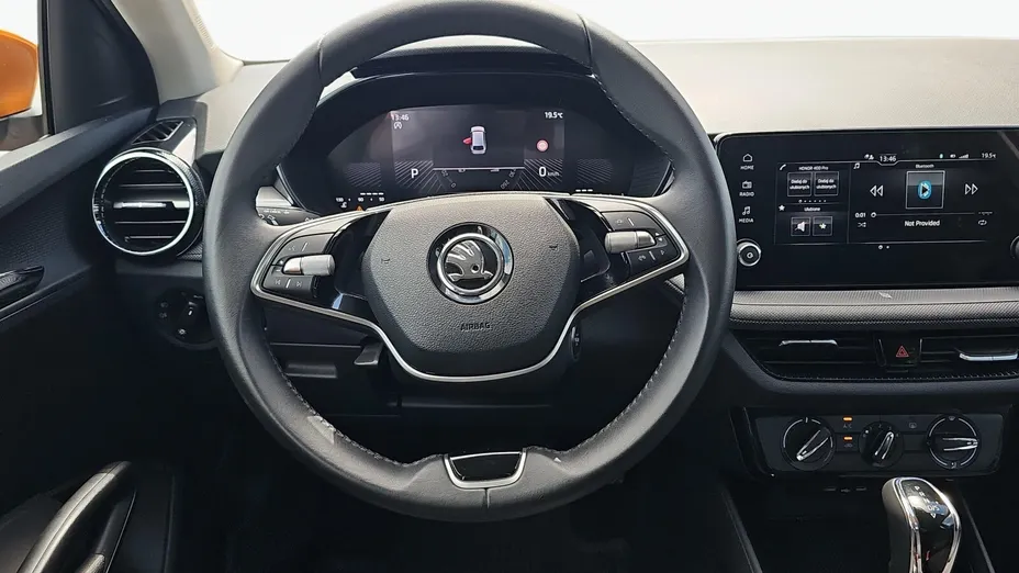 SKODA Fabia Fabia 1.0 TSI Selection DSG