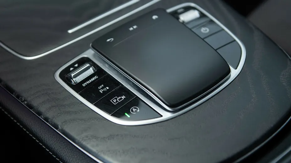 MERCEDES-BENZ E Klasa E 220 d 4-Matic AMG