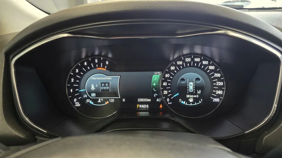 FORD Mondeo -