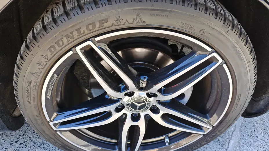 MERCEDES-BENZ E Klasa -