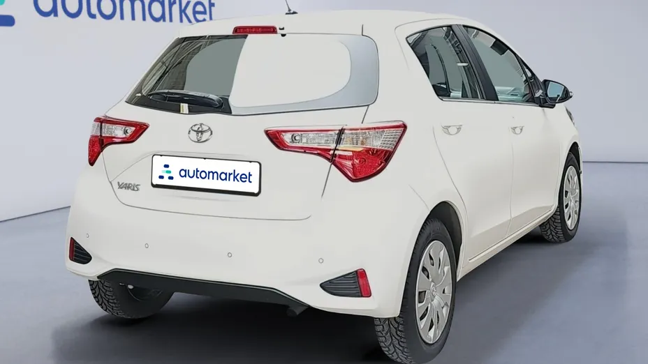 TOYOTA Yaris Yaris 1.5 Active