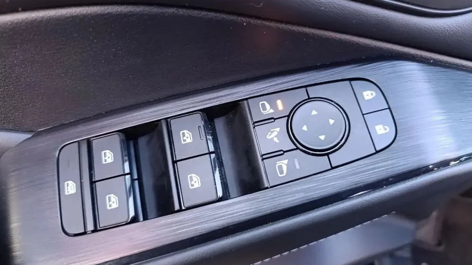 NISSAN Qashqai Qashqai 1.3 DIG-T mHEV N-Connecta Xtronic