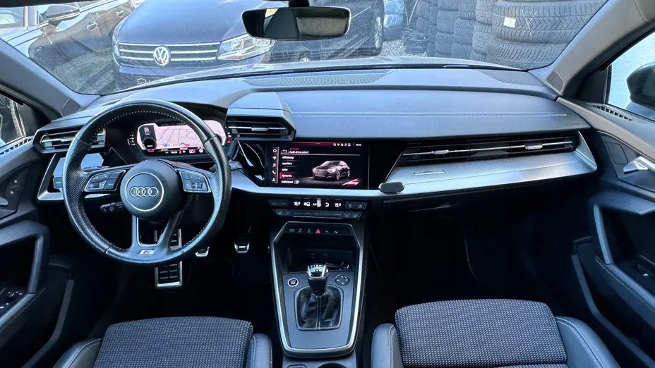 AUDI A3 A3 35 TFSI S Line
