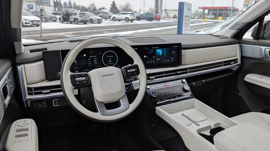 HYUNDAI Santa Fe Santa Fe 1.6 T-GDI HEV Calligraphy 4WD aut 6os. Nowy