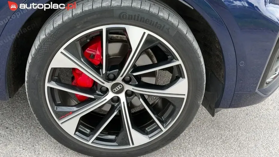 AUDI Q5 -
