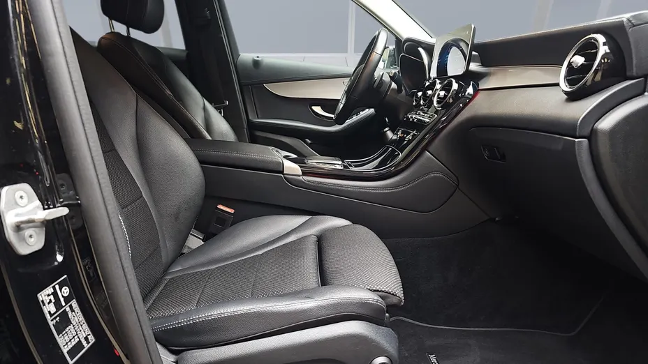 MERCEDES-BENZ GLC GLC 220 d 4-Matic