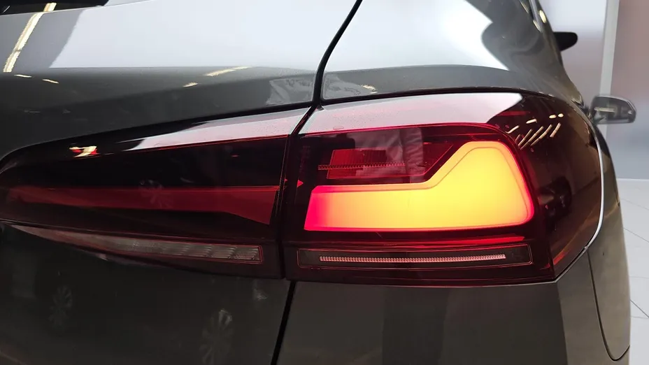 BMW Seria 2 218i aut