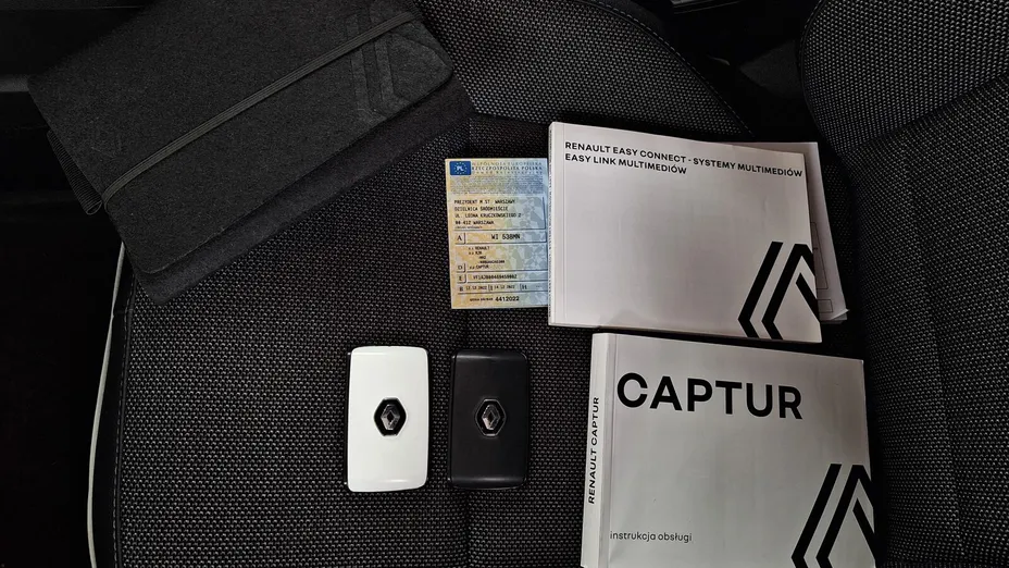 RENAULT Captur Captur 1.3 TCe mHEV Techno EDC