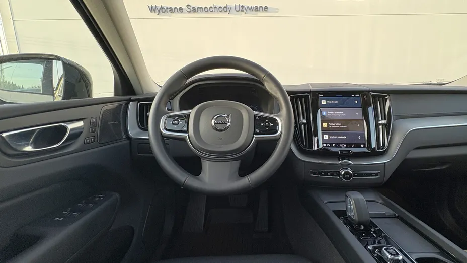 VOLVO XC60 XC60 T6 Plug-In Hybrid AWD Ultra Dark aut