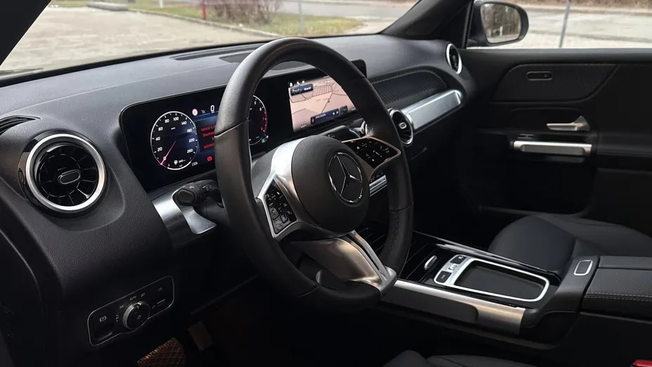 MERCEDES-BENZ GLB GLB 200 mHEV Progressive 7G-DCT