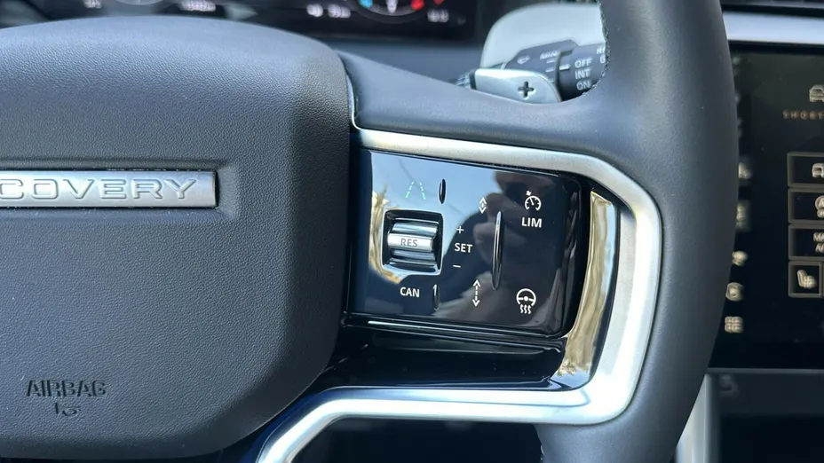 LAND ROVER Discovery Sport Discovery Sport 2.0 P200 mHEV Dynamic SE aut