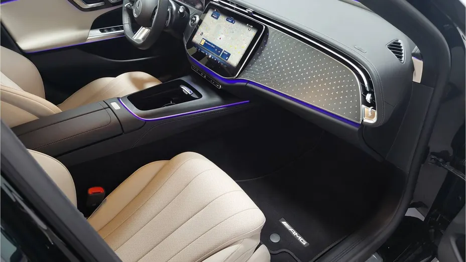 MERCEDES-BENZ E Klasa E 200 mHEV AMG 9G-Tronic