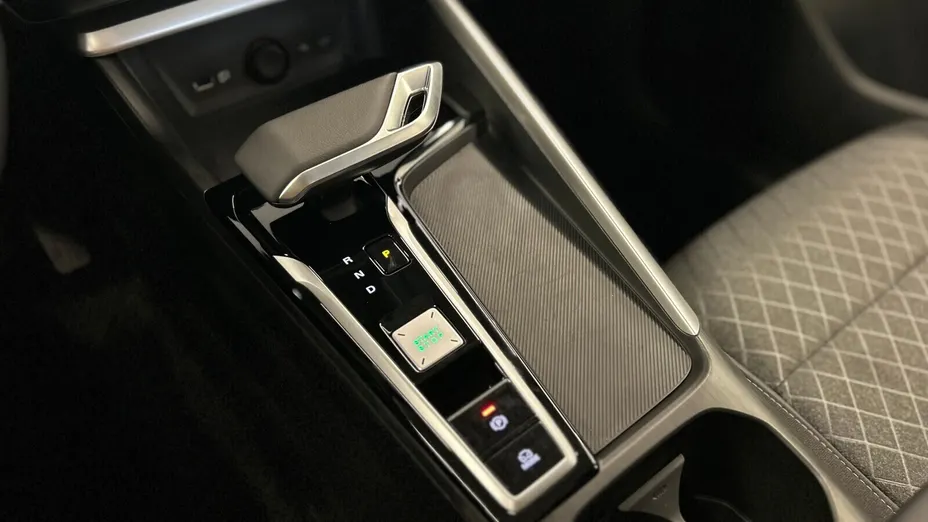 MG ZS ZS 1.5 HEV+ Excite aut Nowy