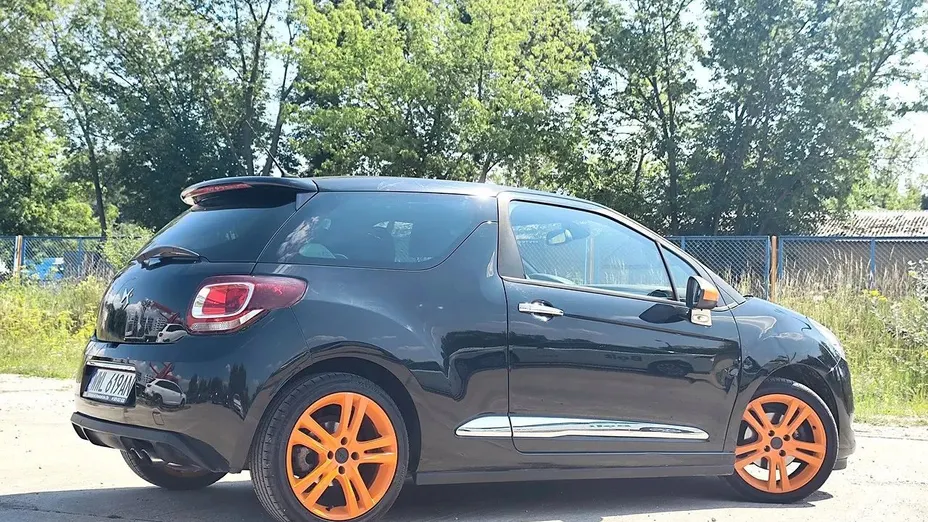 CITROEN DS3 -