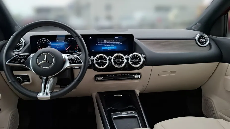 MERCEDES-BENZ GLA GLA 200 mHEV Progressive 7G-DCT