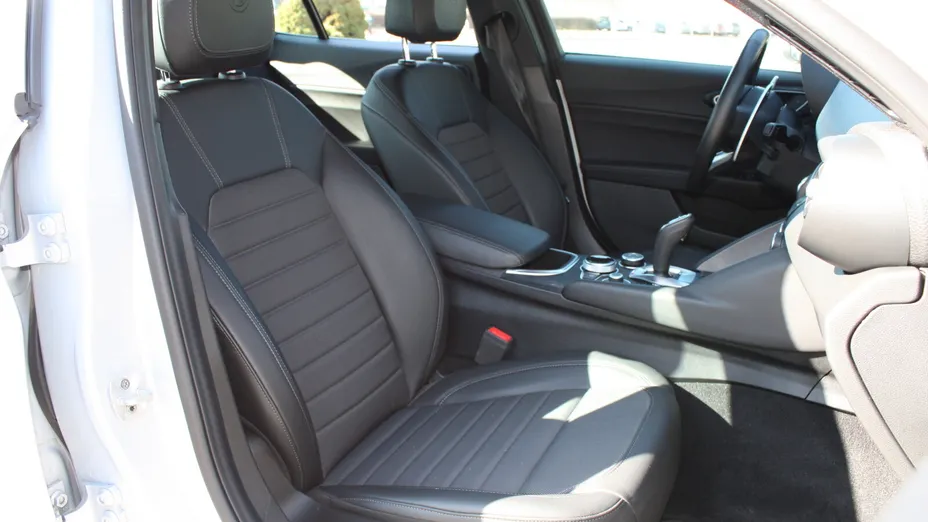 ALFA ROMEO Giulia Giulia 2.0 Turbo Sprint Q4 aut