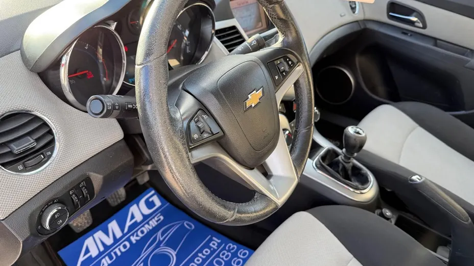 CHEVROLET Cruze -