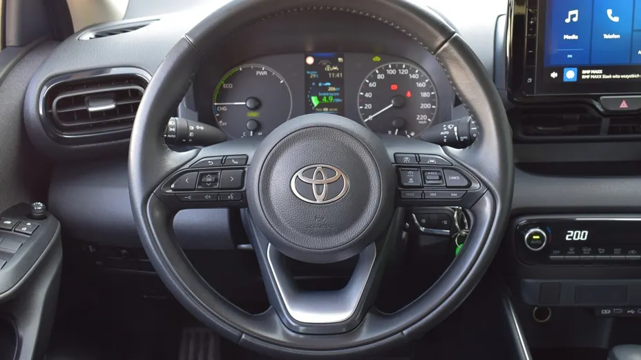 TOYOTA Yaris Yaris Hybrid 1.5 Comfort