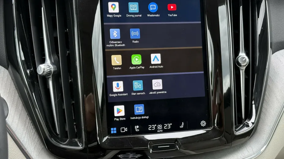 VOLVO XC60 XC60 B4 D Plus Dark aut