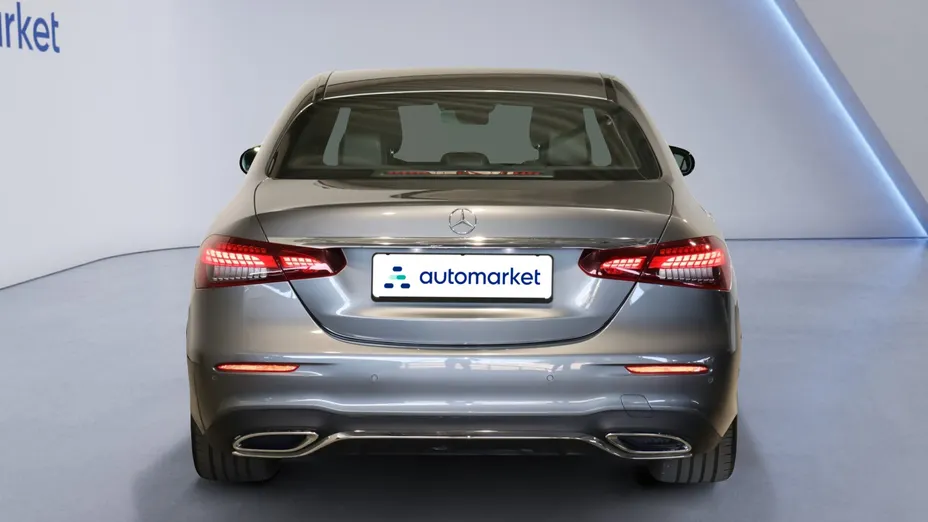 MERCEDES-BENZ E Klasa E 220 d 4-Matic AMG