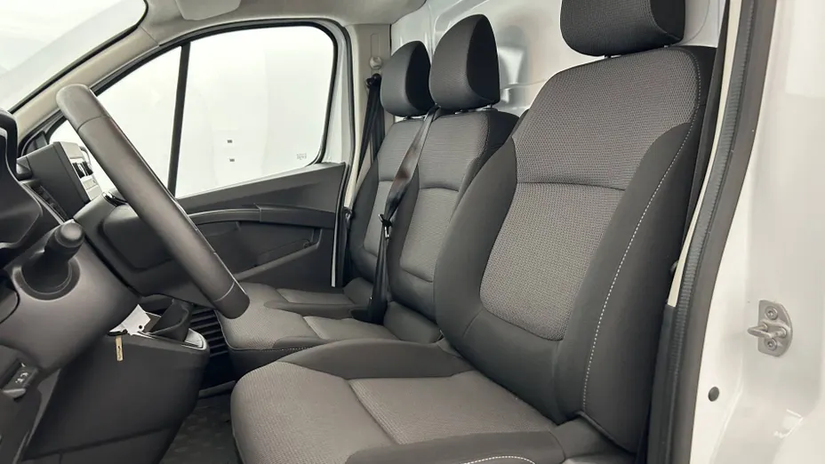 RENAULT Trafic -