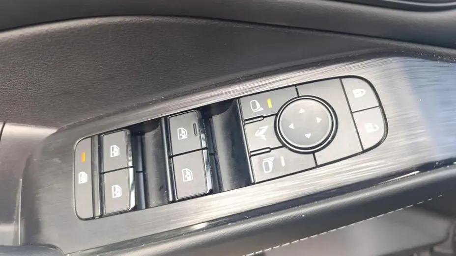 NISSAN Qashqai Qashqai 1.3 DIG-T mHEV N-Connecta