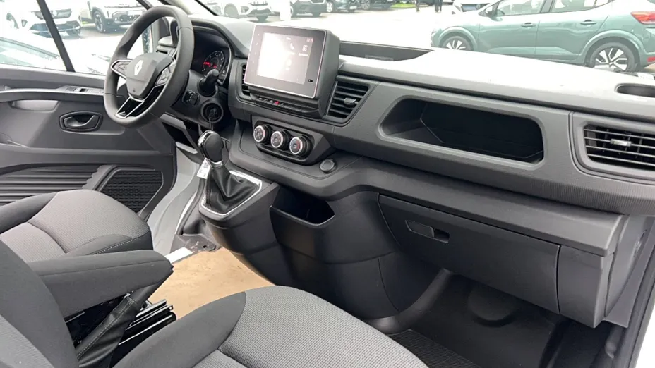 RENAULT Trafic -