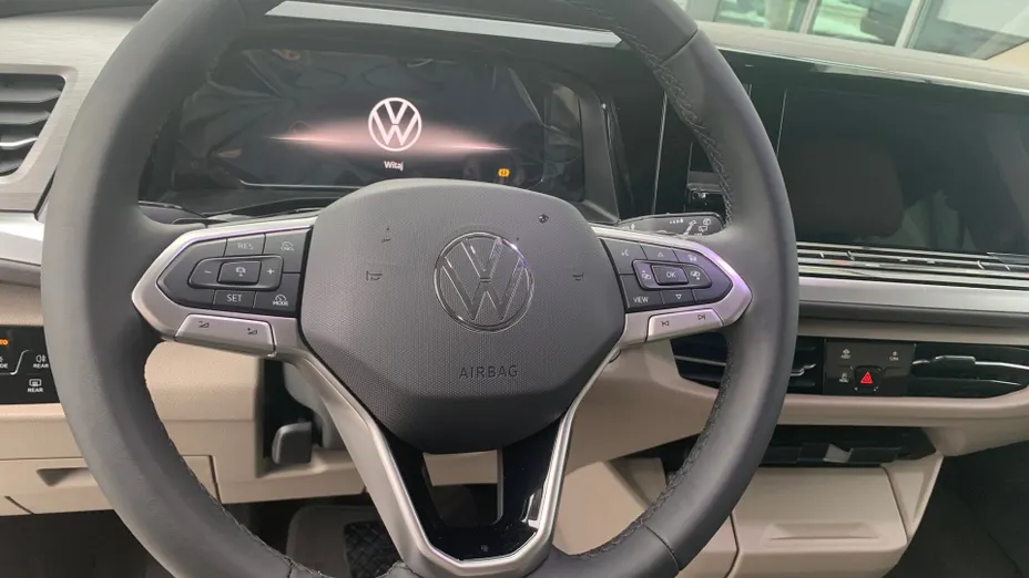 VOLKSWAGEN Multivan Multivan 2.0 TDI L2 Edition DSG Nowy