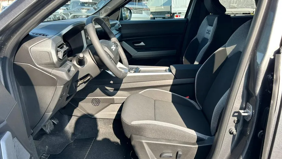 DACIA Bigster Bigster 1.8 Full Hybrid 155 Journey MMT Nowy