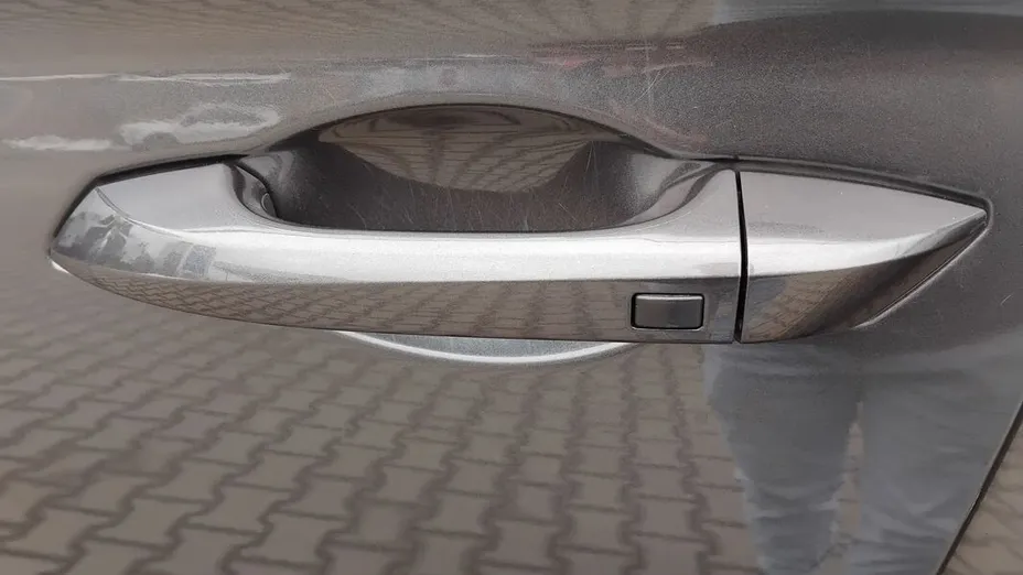 KGM / SSANGYONG Musso Musso Grand 2.2 e-XDi Quartz 4WD aut