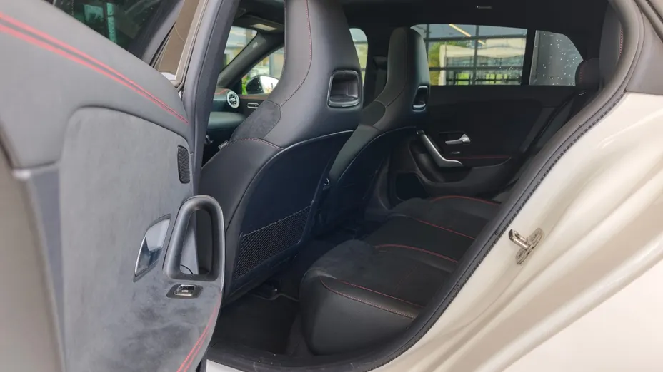 MERCEDES-BENZ CLA CLA 200 mHEV AMG Line 7G-DCT