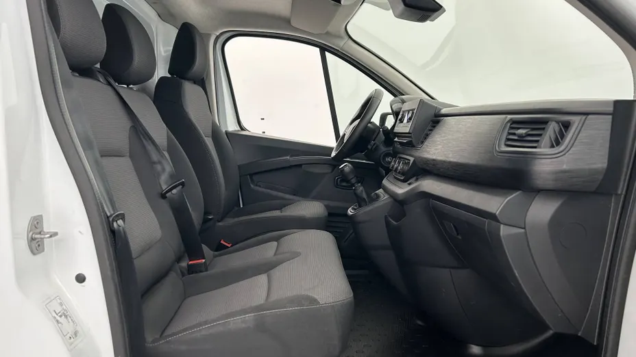 RENAULT Trafic -