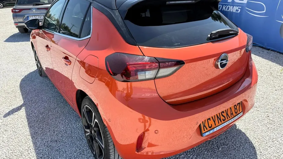 OPEL Corsa -