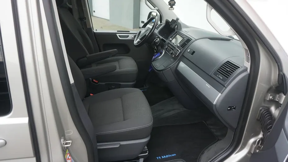 VOLKSWAGEN Multivan Multivan 2.0 BiTDI L1 Highline DSG