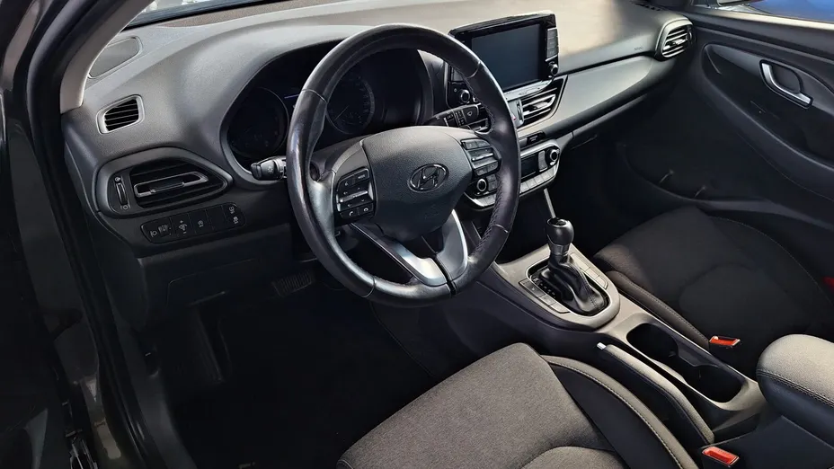 HYUNDAI i30 i30 Fastback 1.5 T-GDI 48V Smart DCT