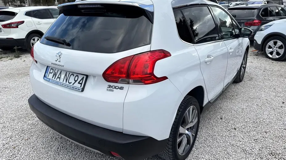 PEUGEOT 2008 -