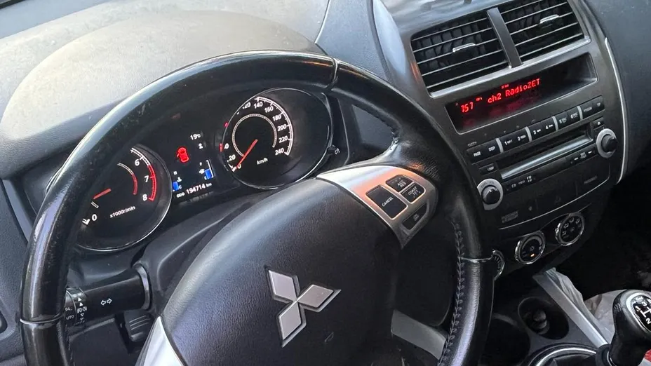 MITSUBISHI ASX -