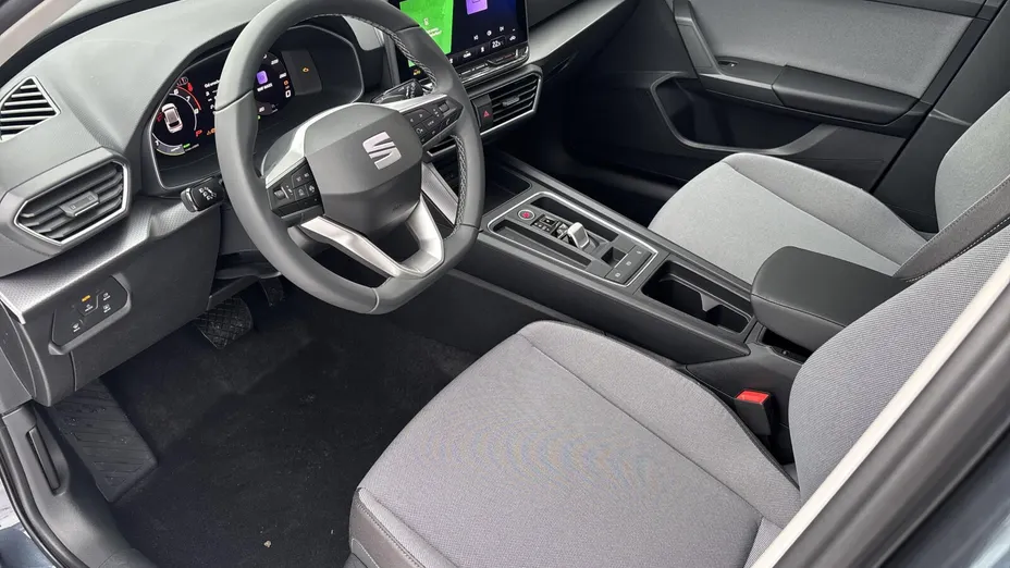 SEAT Leon Leon 1.5 eTSI Style DSG Nowy