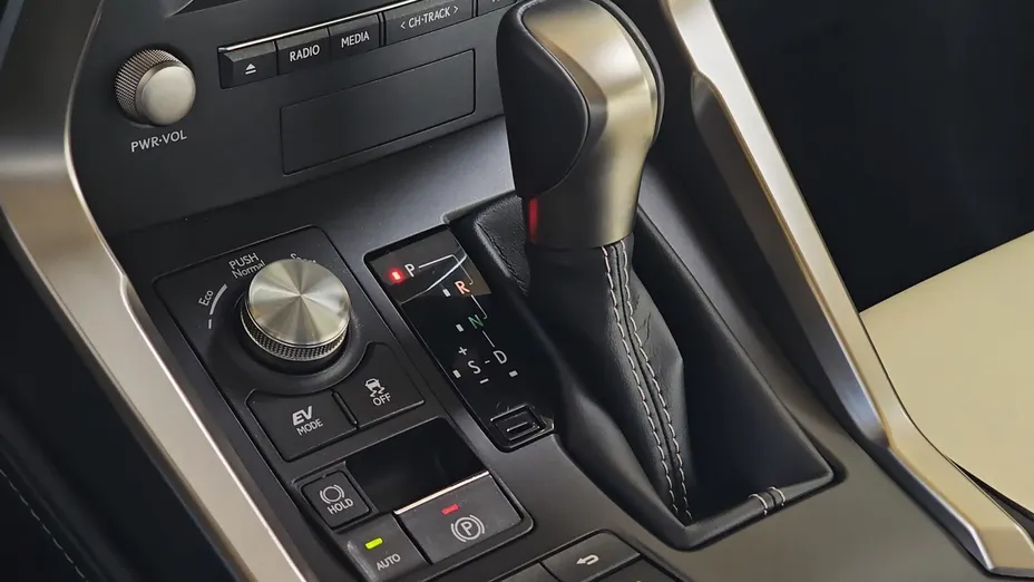 LEXUS NX NX 300h F Impression AWD