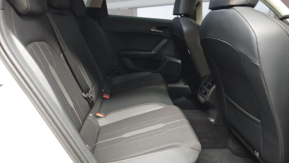 CUPRA Leon Leon 1.5 eTSI DSG