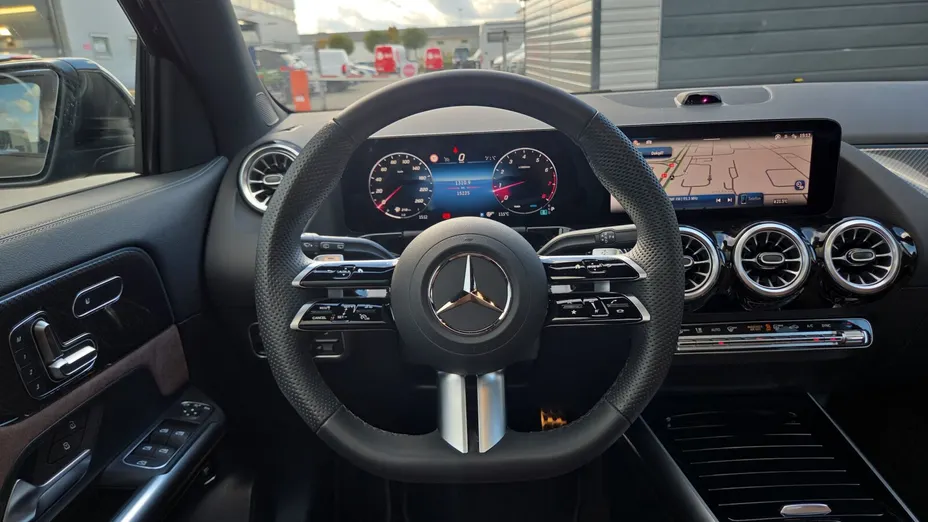 MERCEDES-BENZ GLA GLA 200 mHEV AMG Line 7G-DCT