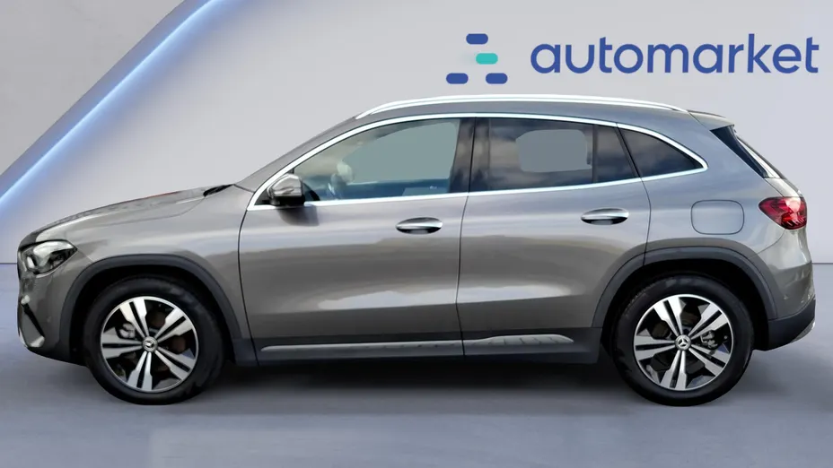 MERCEDES-BENZ GLA GLA 200 d Progressive 8G-DCT