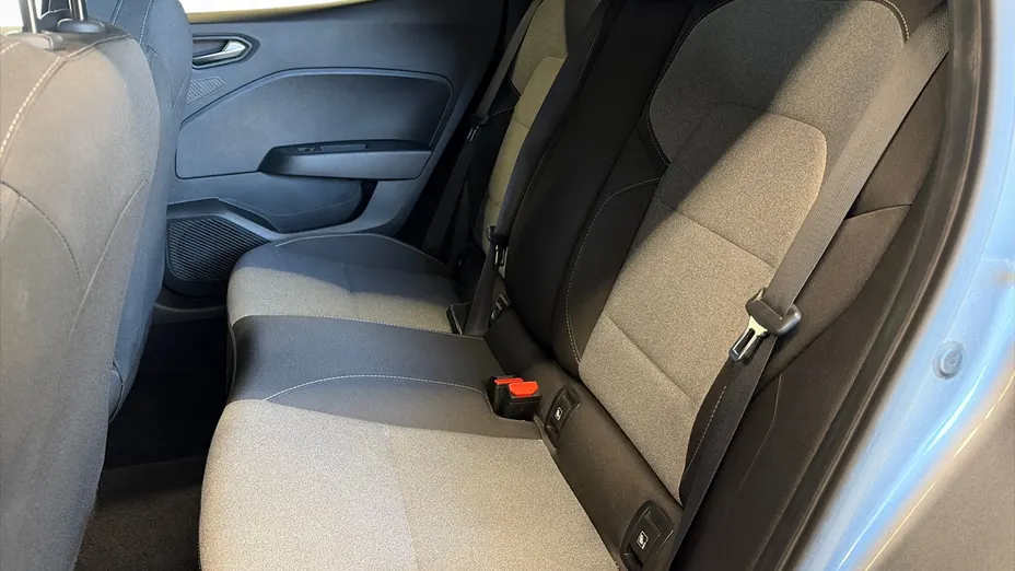 RENAULT Clio -