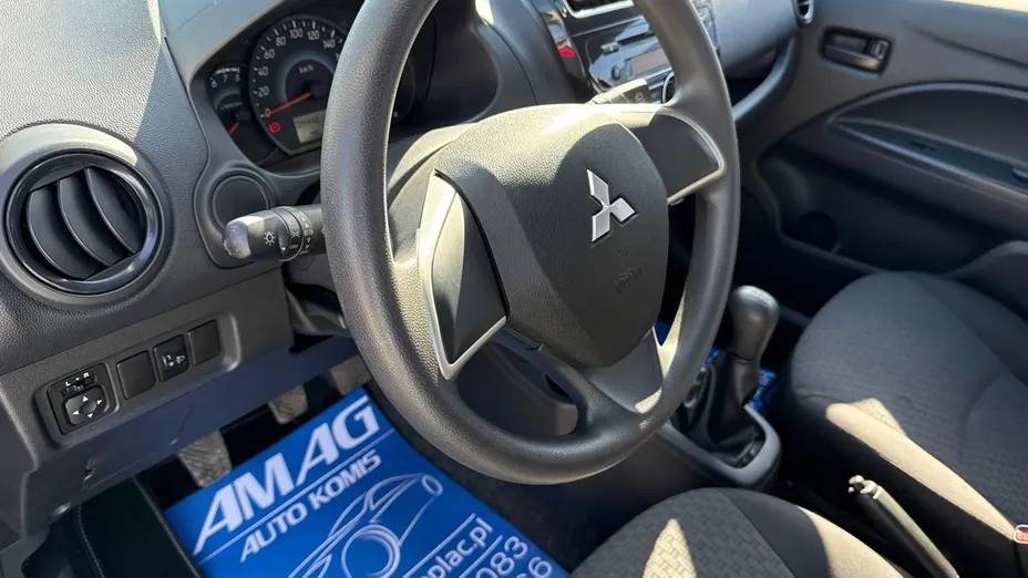 MITSUBISHI Space Star -