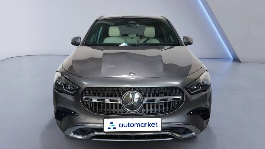 MERCEDES-BENZ GLA GLA 200 d Progressive 8G-DCT