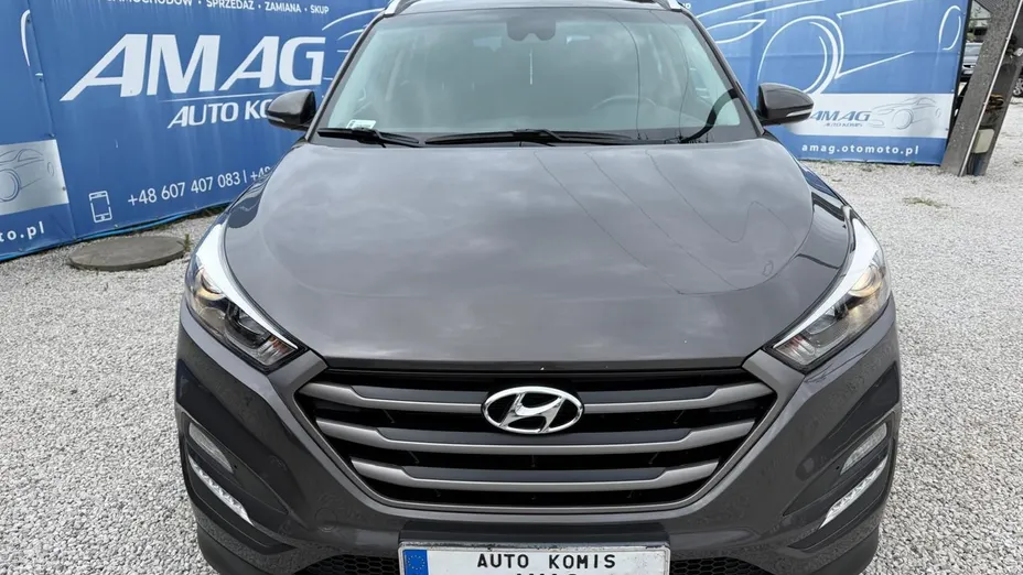 HYUNDAI Tucson -